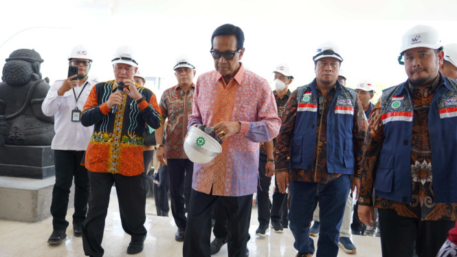 Gubernur DIY tinjau  Gedung baru DPRD DIY