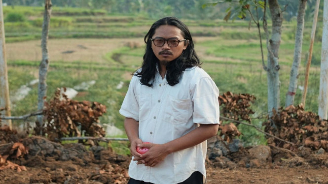 Umar Haen, merilis single terbarunya berjudul “Tak Jadi Main Bola”