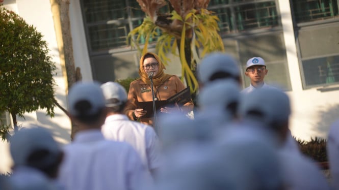 Sekretaris Daerah DIY, Ni Made Dwipanti Indrayanti, hadir sebagai pembina upacara sekaligus menyampaikan amanat Gubernur DIY
