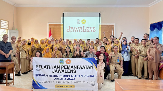 Penerapan aplikasi Jawalens dalam pembelajaran aksara Jawa di sekolah dasar.