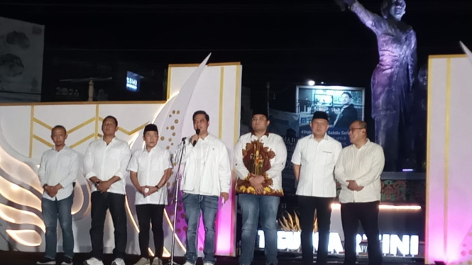 Bupati Jepara Witiarso Utomo Bersama Forkopimda Membuka Carnival 2026 (foto: VIVAJogja)