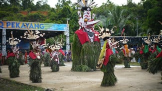 Melihat Pagelaran Hudoq Pekayang 2025, Simbol Syukur dan Kesejahteraan dari Pedalaman Mahakam Ulu