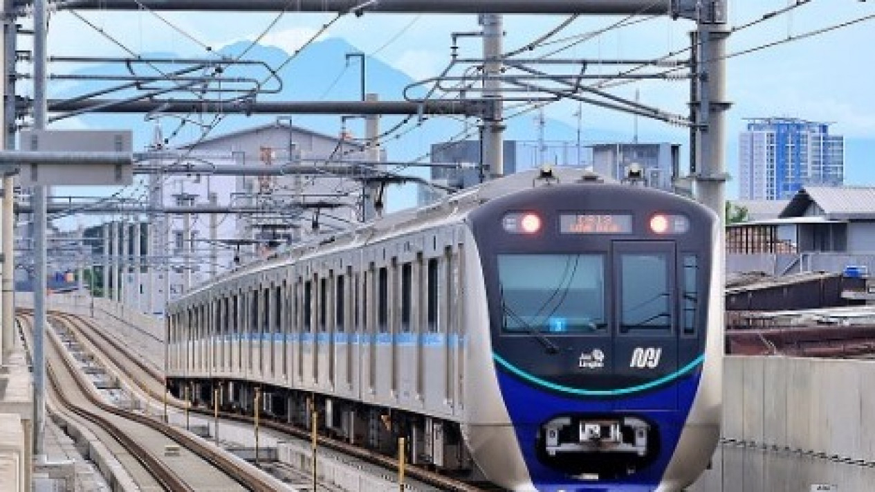 Moda Transfortasi MRT Jakarta Sesuaikan Pembayaran Tiket Terbaru.