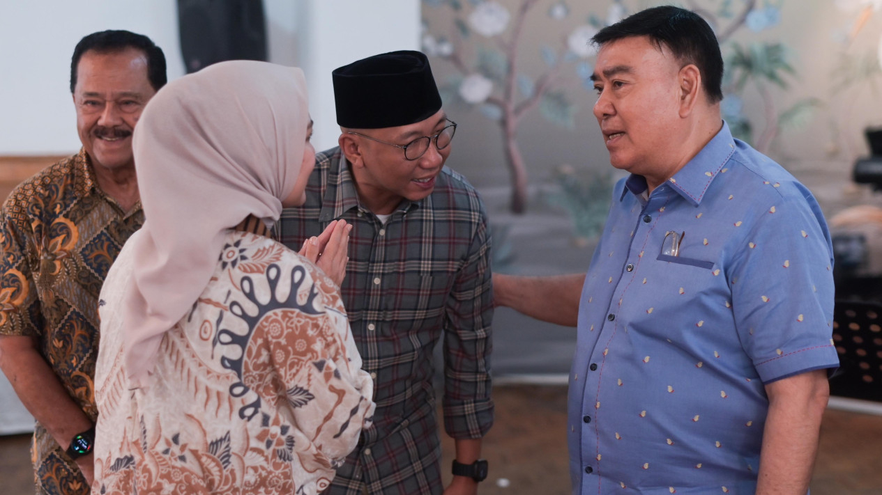 Gubernur Lampung Terpilih Rahmat Mirzani bertemu Sjachroedin ZP.