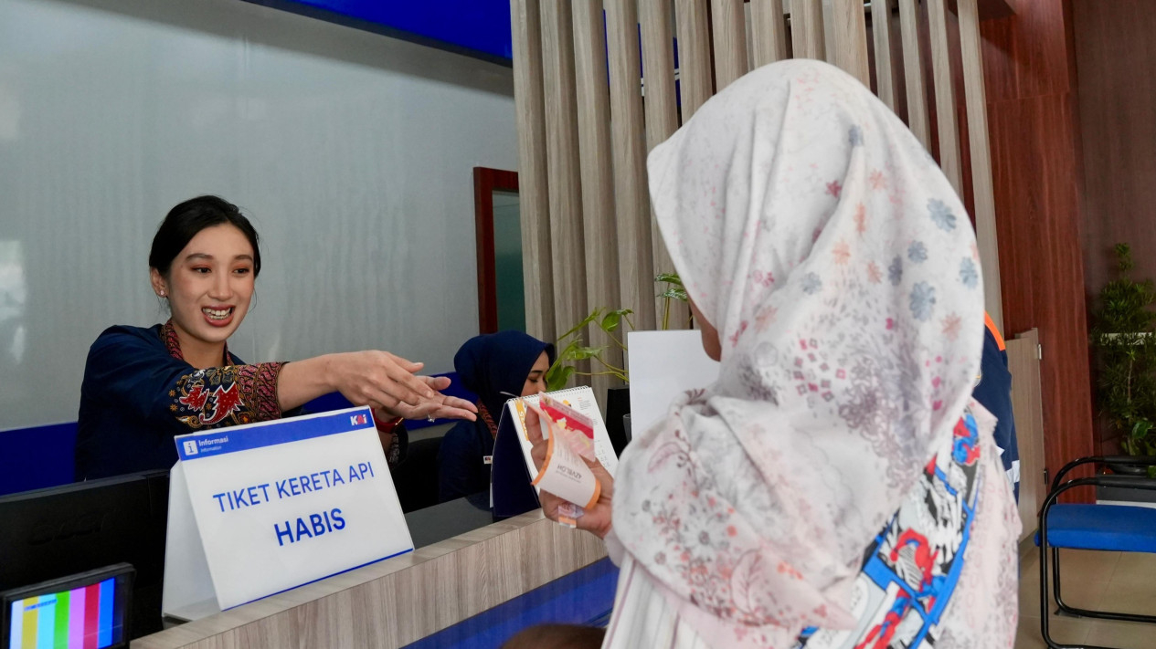 Tiketing di Stasiun Tanjungkarang
