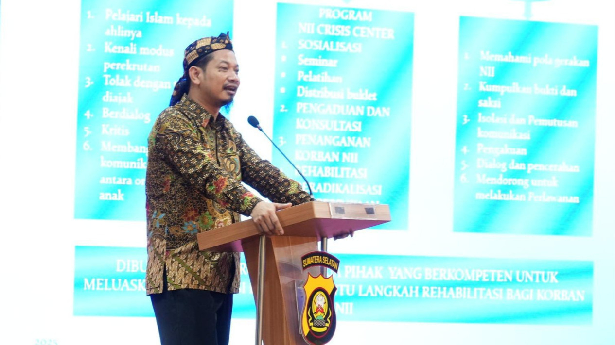 Ken Setiawan, pendiri NII Crisis Center.
