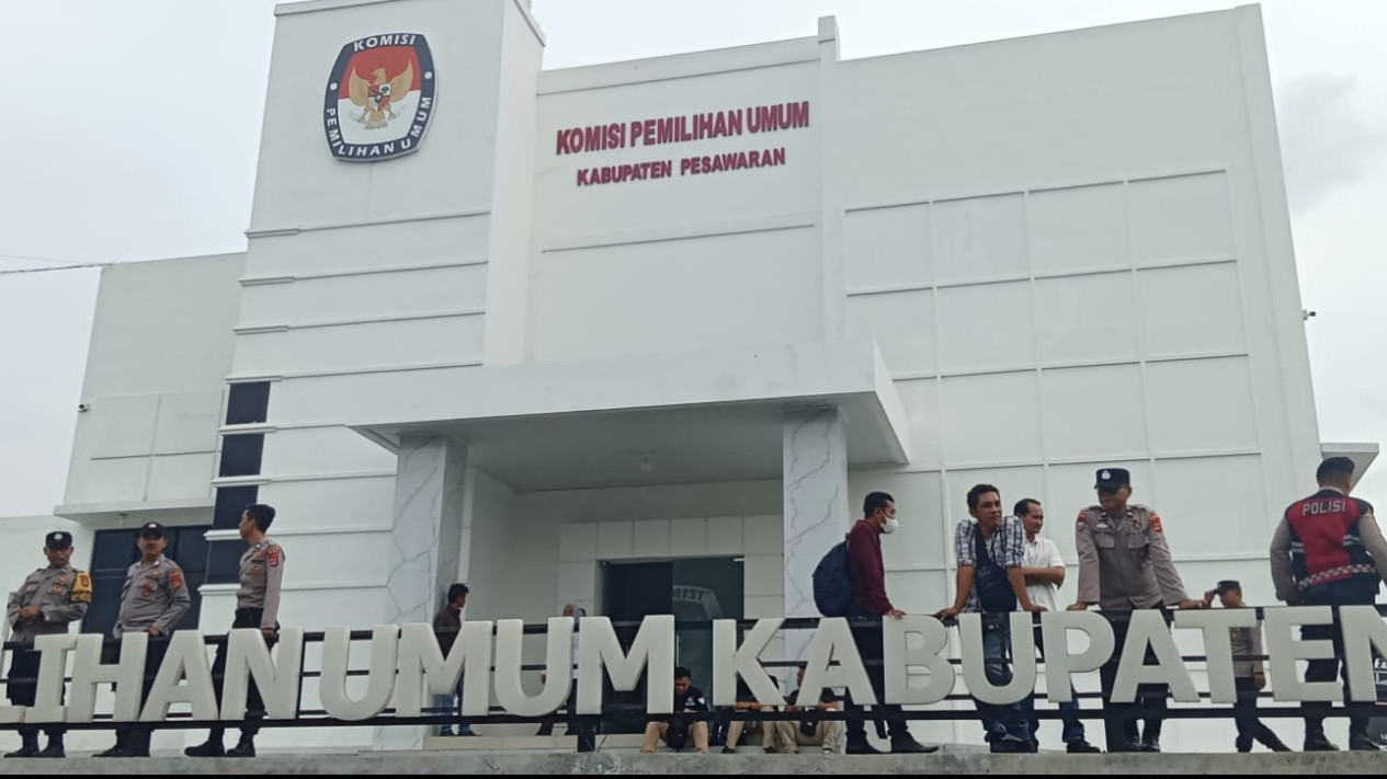 Kantor KPU Pesawaran.