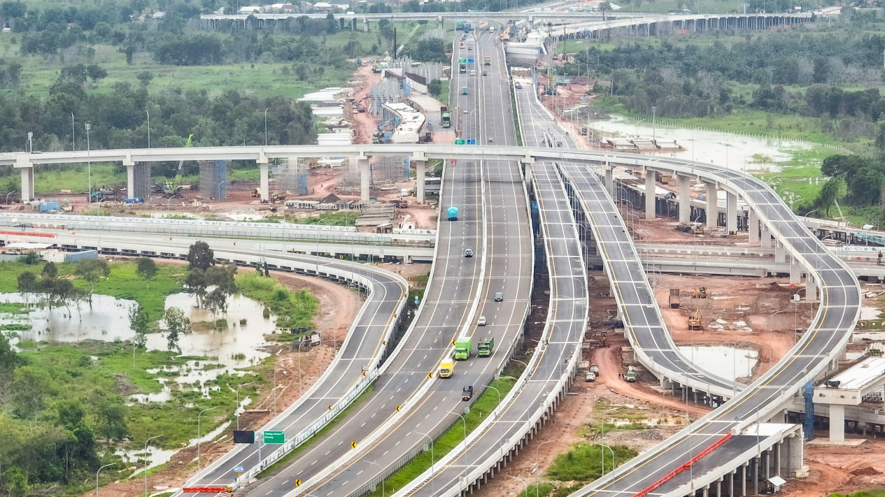 Ruas Jalan Tol Trans Sumatera.