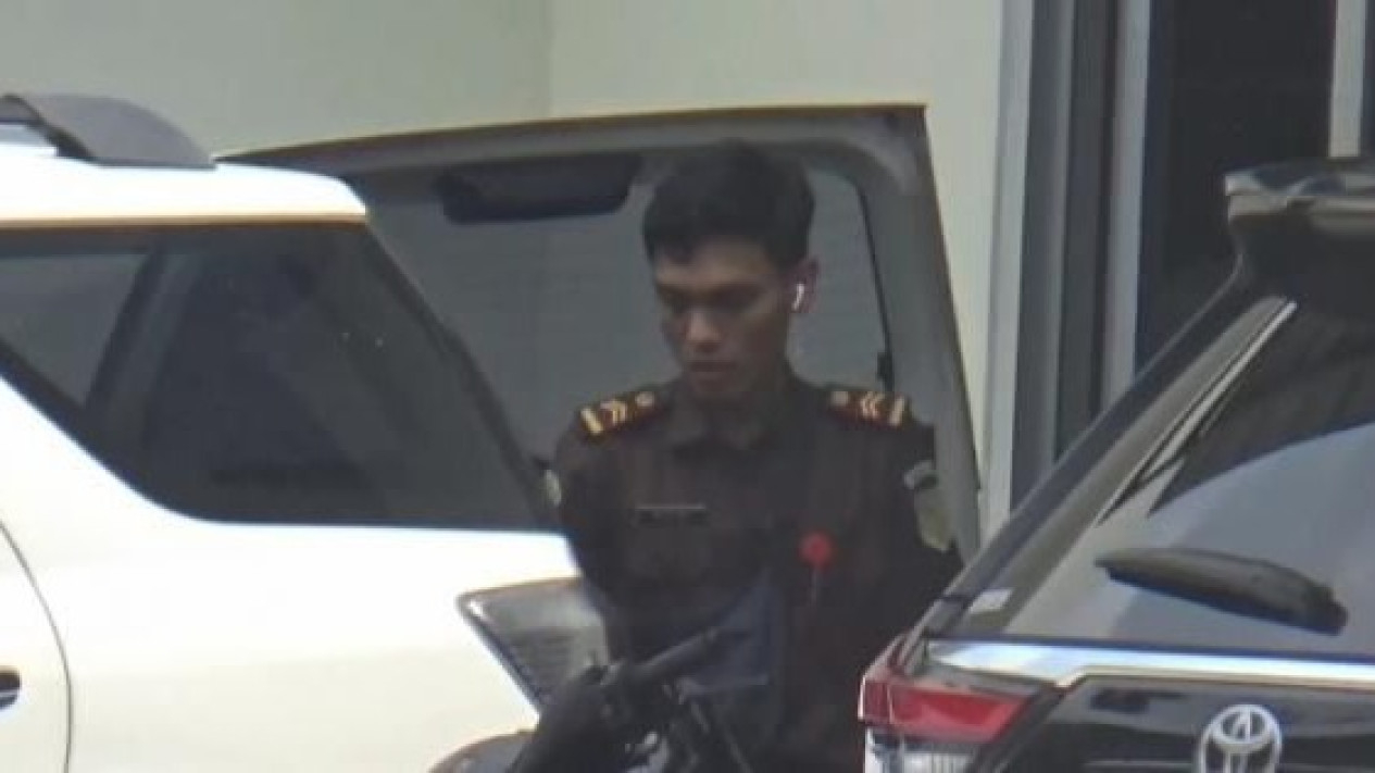 Kejari Lampung Selatan amankan dokumen geledah kantor Bulog.