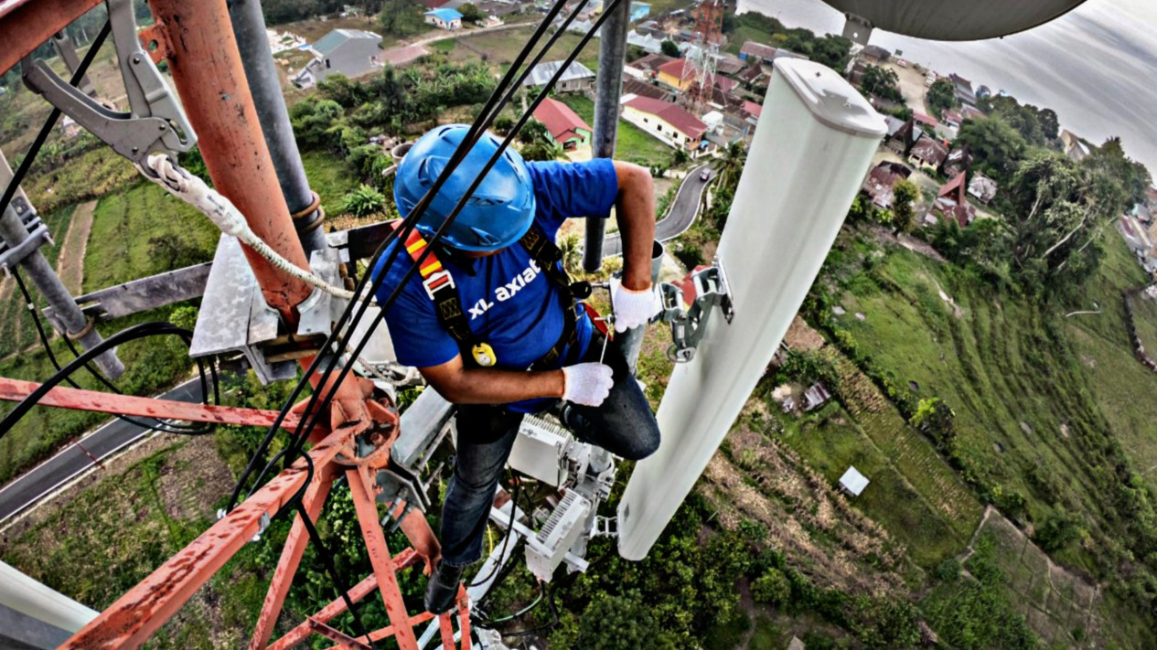 Ilustrasi perbaikan jaringan XL Axiata
