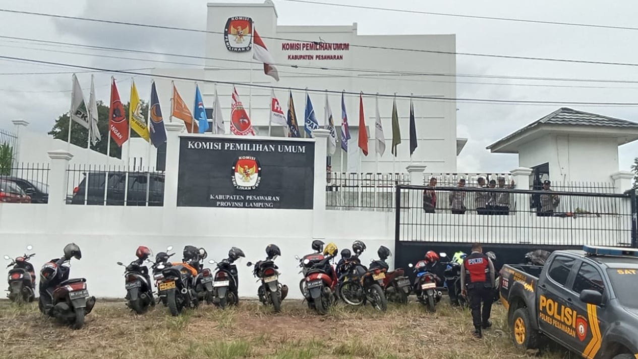 Kantor KPU Pesawaran.