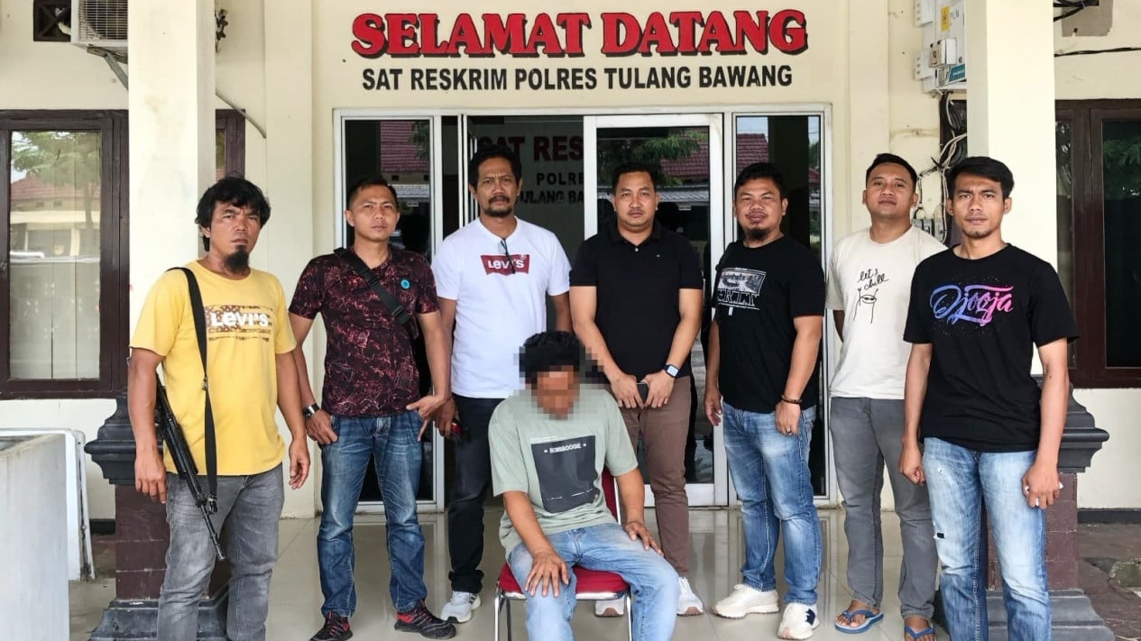 Polisi tangkap pelaku pemerasan sopir combine harvester.