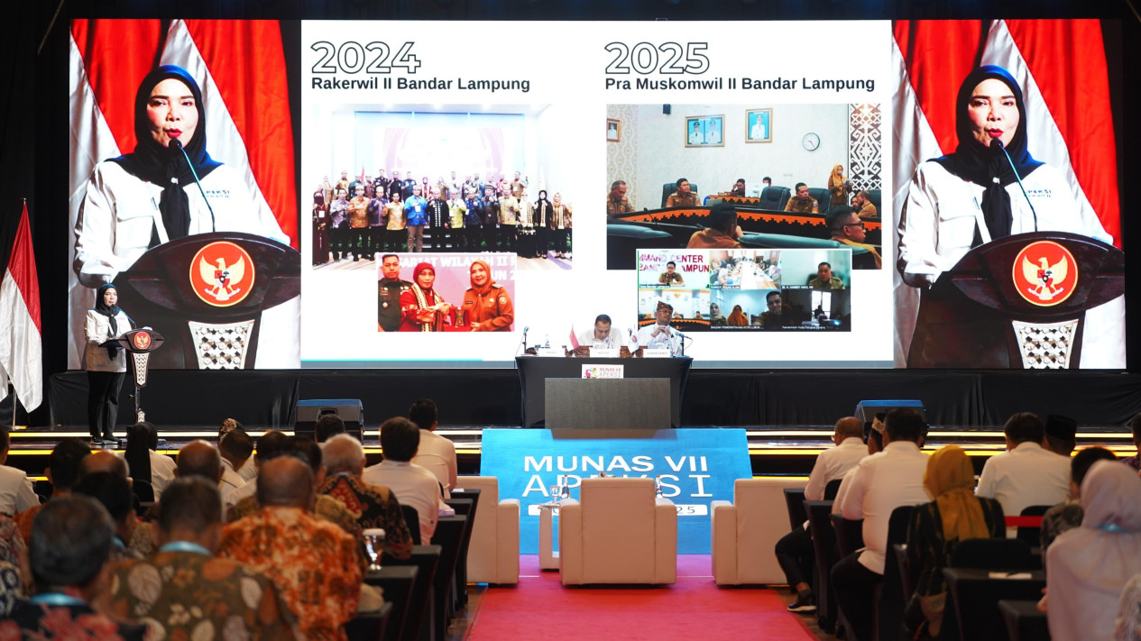 Wali Kota Bandar Lampung, Eva Dwiana menghadiri Munas VII APEKSI.