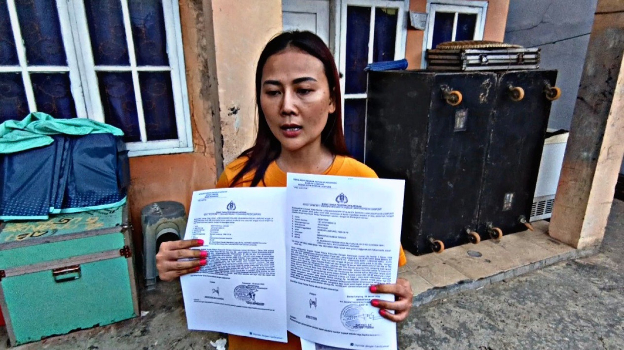 Bos Syila Musik, Destiyani