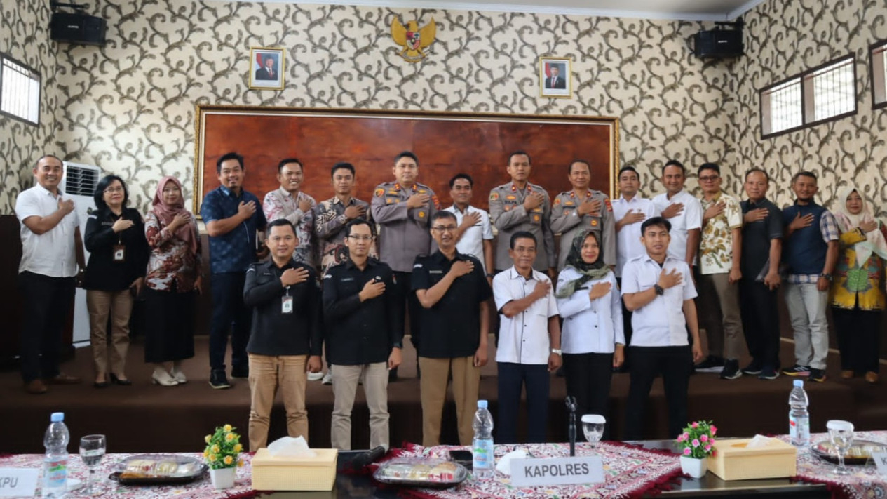 KPU - Bawaslu audiensi bersama Kapolres Lampung Selatan.