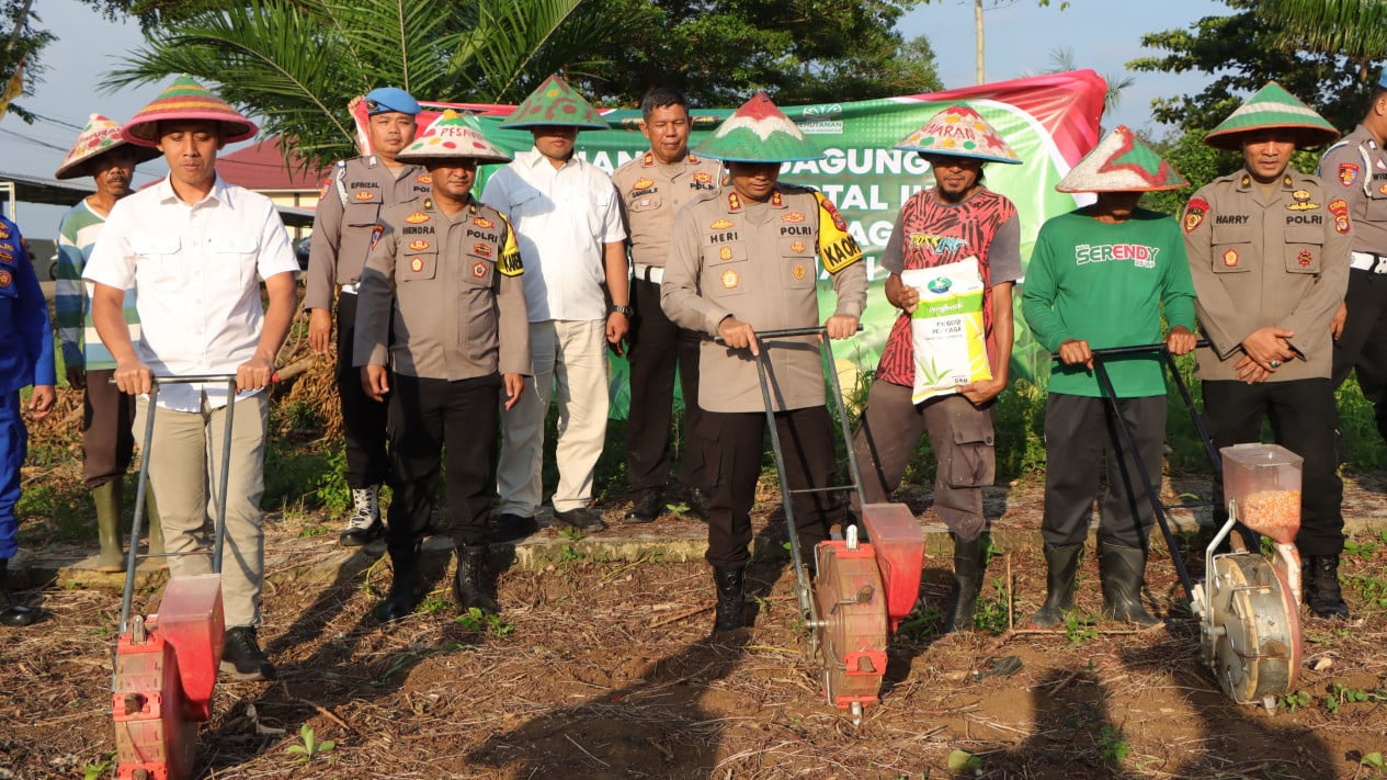 Polres Pesawaran tanam Jagung serentak.
