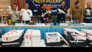 Konferensi pers di Bea Cukai Bandar Lampung Konferensi pers di Bea Cukai Bandar Lampung