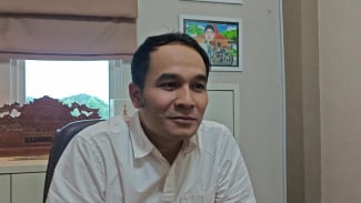 Washono, Kasi Intelijen Kantor Imigrasi Kelas I TPI Bandar Lampung. Washono, Kasi Intelijen Kantor Imigrasi Kelas I TPI Bandar Lampung.