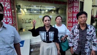 Merasa Laporan KDRT Berlarut, Istri Oknum Polisi Protes di Sidang Etik Polda Lampung