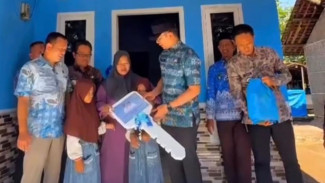 Bupati Lampung Selatan Resmikan dan Serahkan 32 Unit Rumah Layak Huni di Sidowaluyo