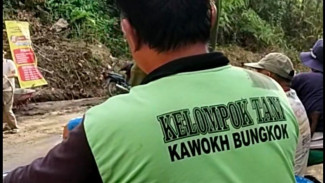 Kisah Inspiratif di Tanjakan Haliyan Ghubok: Ketika Optimisme Rakyat Mengalahkan Pesimisme
