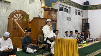 Peringati Maulid Nabi di Masjid Babussalam,  KH. Maula Ibrahim Murad Ajak Jamaah Teladani Akhlak Rasulullah