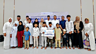 Ribuan Anak Yatim dan Dhuafa Rasakan Berkah Peresmian Masjid Raya Al Bakrie Lampung