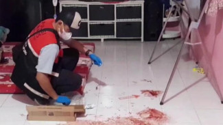 Wanita Paruh Baya Ditemukan Tewas Bersimbah Darah di Rumah Menantu, Polisi Selidiki Motif