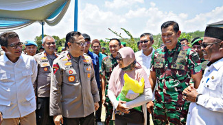 Polda Lampung Kick Off Penyaluran Beras Serentak, Jamin Keterjangkauan Pangan