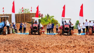 Kapolri Gelar Tanam Jagung Serentak Dukung Instruksi Presiden soal Swasembada Pangan