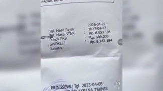 Ditagih Pajak Mobil, Viral !! Tukang Rongsok Curhat Di Medsos