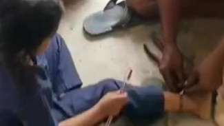 Pilu di Mesuji: Terungkap Kronologi dan Alasan Bocah 6 Tahun Dirantai Ayah Tiri di Tiang Rumah