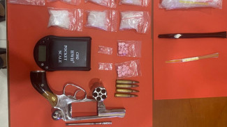 Polisi Gerebek Rumah di Bumi Dipasena Sejahtera, Temukan Narkoba dan Senjata Api Rakitan