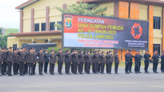 Polda Lampung Gelar Upacara Peringatan Hari Sumpah Pemuda ke-97: Pemuda Bergerak, Indonesia Bersatu