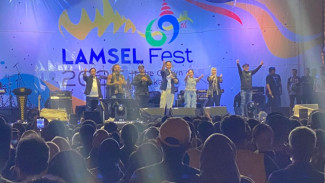 Lamsel Fest 2025 Resmi Dibuka Bupati, Ajak Masyarakat Ramaikan Pesta Rakyat UMKM dan Hiburan Gratis