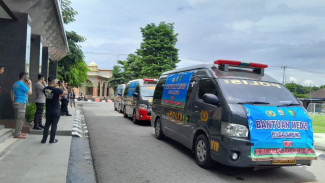 Polda Lampung Kirim Tiga Mobil Bantuan Kesehatan ke Sumatera Barat, Bantu Perkuat Penanganan Darurat