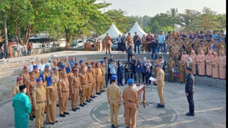 Bupati Lampung Selatan Lantik Pejabat di Dermaga Bom Kalianda: Sebuah Simbol Birokrasi yang Terbuka