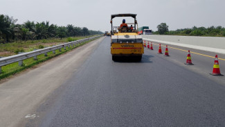 Jamin Kenyamanan Pengguna, Hutama Karya Lakukan Pemeliharaan Rutin di Tiga Ruas Tol Trans Sumatera