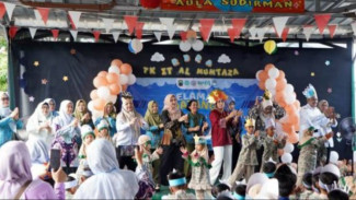 Raih Predikat Nasional, Bunda PAUD Lampung Selatan Apresiasi Inovasi Sekolah Ramah Anak di Kalianda