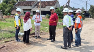 Tinjau Groundbreaking, Gubernur Mirza Minta Proyek Jalan di Lampung Tengah Gunakan Konstruksi Beton