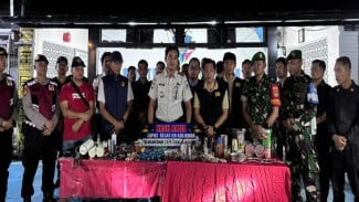 Wujudkan Lapas Bersih Narkoba, Kalapas Kalianda Pimpin Razia Gabungan dan Tes Urine