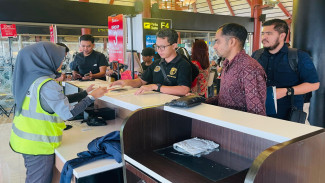 Langgar Aturan Izin Tinggal, Imigrasi Kotabumi Pulangkan Paksa WNA Bangladesh
