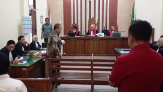 Sempat Dua Kali Absen, Mantan Gubernur Arinal Djunaidi Hadiri Sidang Kasus Korupsi Dana PI PT LEB
