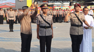 AKBP Toni Kasmiri Pimpin Kenaikan Pangkat 52 Personel dan Lantik Kabag Log serta Kasat Reskrim Polres Lampung Selatan
