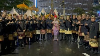 Rakernas XVIII APEKSI, Wali Kota Eva Dwiana Unjuk Gigi Kenalkan Budaya Bandar Lampung di Medan