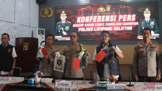 Manfaatkan Kunci Nyantol dan Dongkel Jendela Rumah, Dua Pelaku Curanmor Kalianda Ditangkap