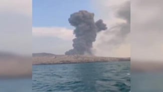 Gunung Anak Krakatau Erupsi 20 Kali, Abu Vulkanik Terjang Empat Kecamatan di Lampung Selatan