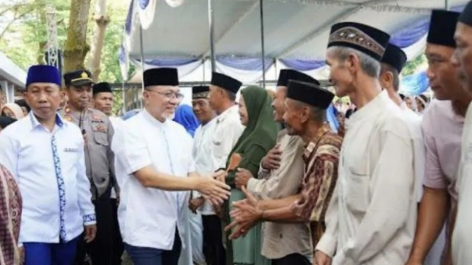 Zulhas Silaturahmi dan Beri Beasiswa 500 Ke Mahasiswa Lampung