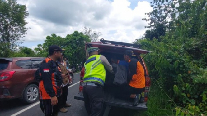 Mobil Terjun ke Sungai Komering, 4 Warga Lampung Tewas