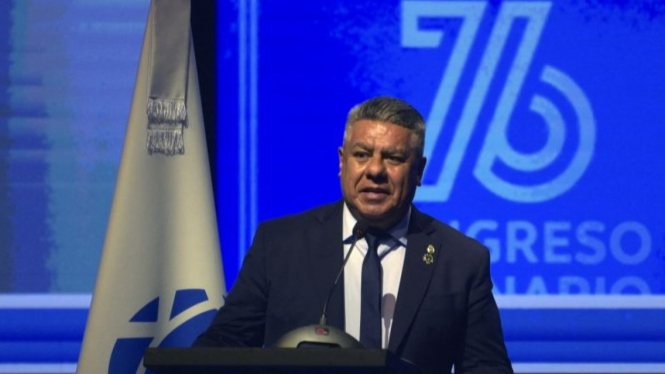 Presiden Asosiasi Sepak bola Argentina (AFA) Claudio Tapia